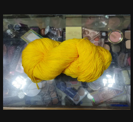 Soft, Tangle-Free Knitting Results – 4 Ply Premium Acrylic Yarn