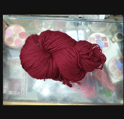 Soft, Tangle-Free Knitting Results – 4 Ply Premium Acrylic Yarn