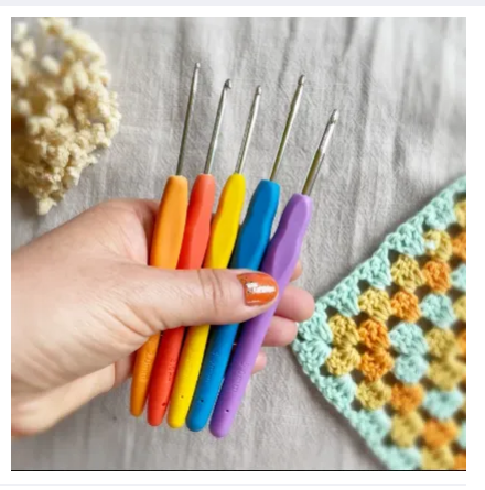 1 Piece Rubber Grip Crochet Hook
