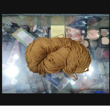 Soft, Tangle-Free Knitting Results – 4 Ply Premium Acrylic Yarn