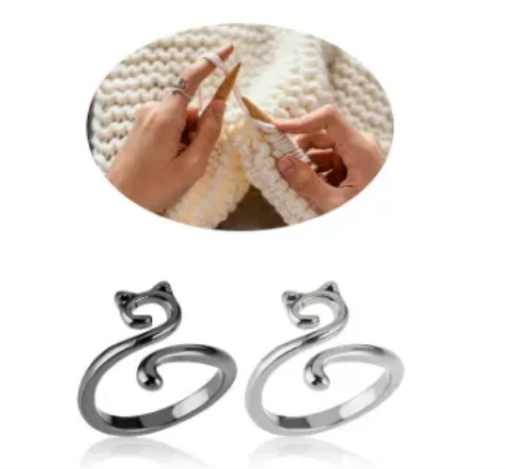 Adjustable Crochet & Knitting Ring – 2 Pcs | Yarn Guide & Tension Control Finger Ring