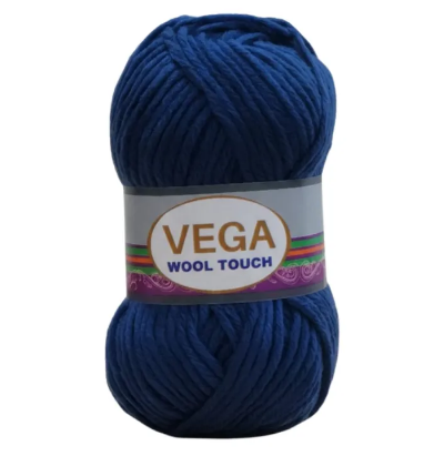 Soft Winter Creations with Fluffy 5-Ply Acrylic Yarn Premium