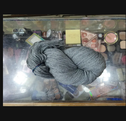 Soft, Tangle-Free Knitting Results – 4 Ply Premium Acrylic Yarn