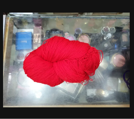 Soft, Tangle-Free Knitting Results – 4 Ply Premium Acrylic Yarn